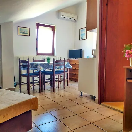 Apartmani More Apartment *