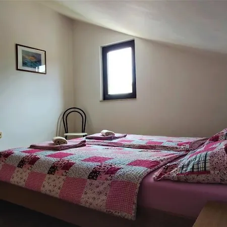 Apartmani More Apartment Krk Town