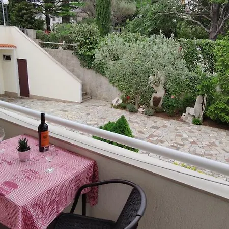 Petra Apartment