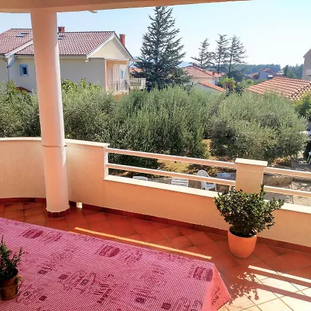 Apartmani More شقة *