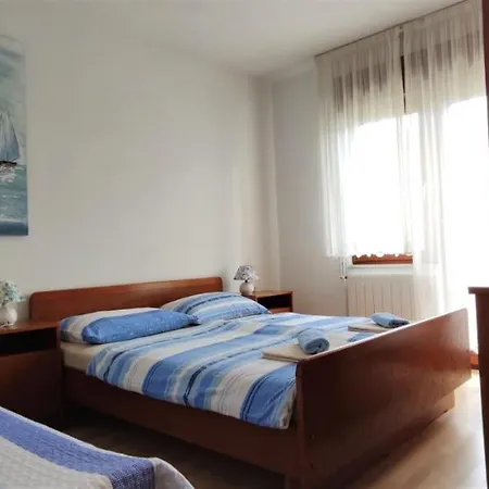 Apartmani More كرك
