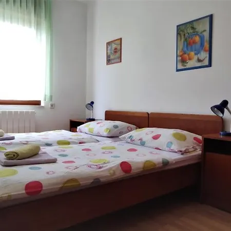 Petra Apartment *