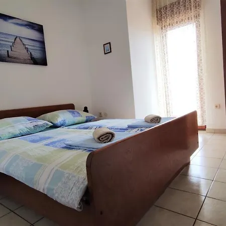 شقة Apartmani More كرك