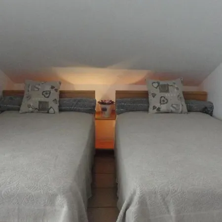 Apartmani More شقة