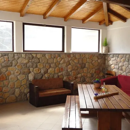 شقة Apartmani More *